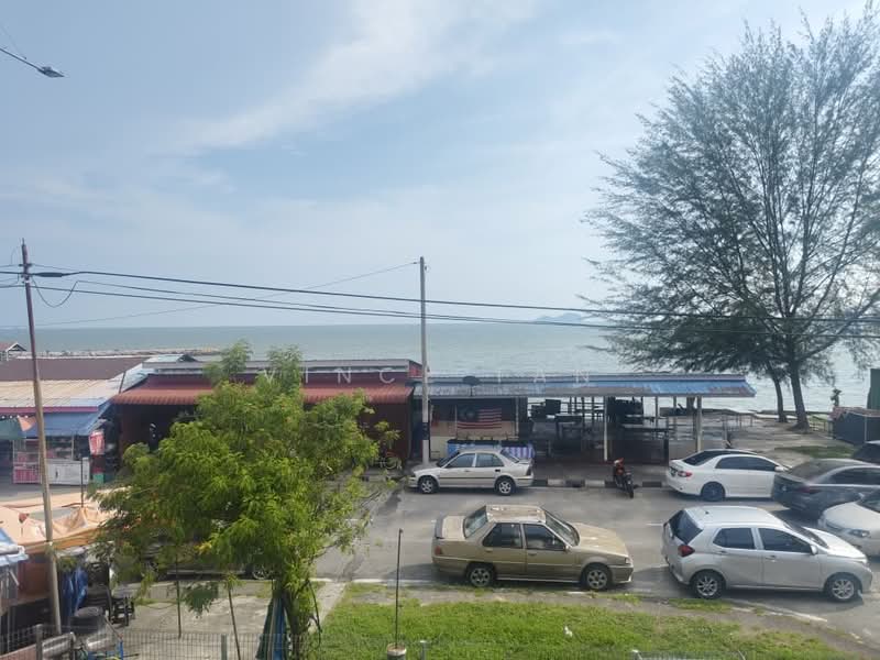 2-storey Terraced House for Sale in Teluk Kumbar (Penang) - Vince Tan - Exterior - PropertyGuru.com.my