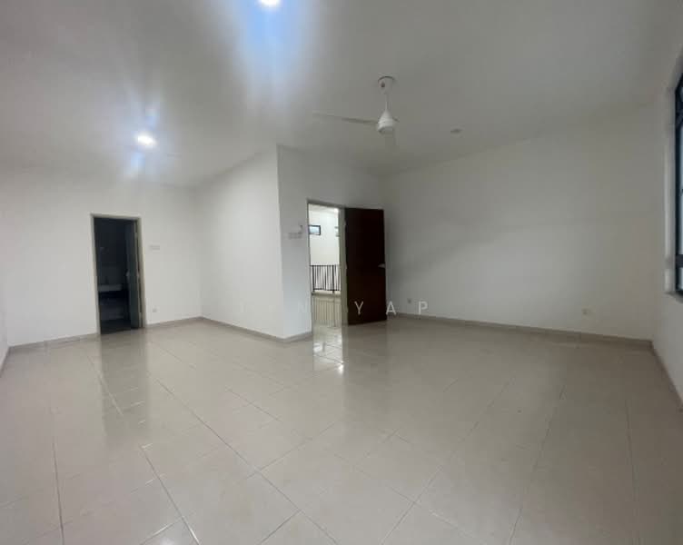 Semi-Detached House for Sale in Kotasas (Kuantan) - Jyn Yap - Living Room - PropertyGuru.com.my
