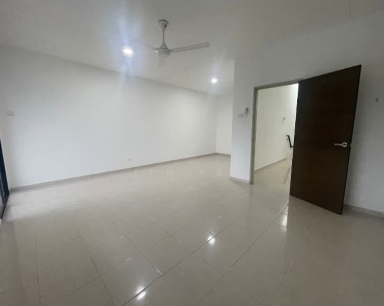Semi-Detached House for Sale in Kotasas (Kuantan) - Jyn Yap - Living Room - PropertyGuru.com.my