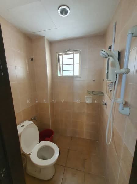 2-storey Terraced House for Sale in Taman Bukit Cheras (Cheras) - Kenny Chen - Bathroom - PropertyGuru.com.my