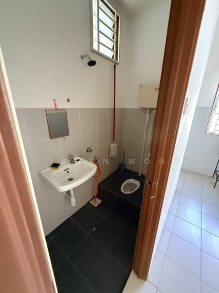 2-storey Terraced House for Sale in Taman Setia Indah (Tebrau) - Jordan Wong - Bathroom - PropertyGuru.com.my