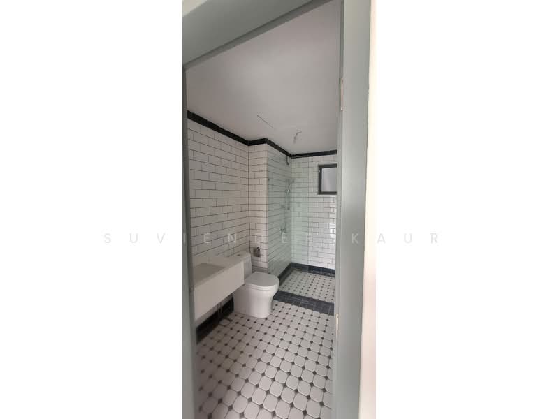 Service Residence for Rent at E'Island Lake Haven - Suviender Kaur - Bathroom - PropertyGuru.com.my