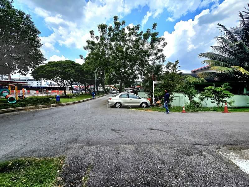 Terraced House for Sale in Seksyen 51a (Petaling Jaya) - Fauzan bin Sahrom - Exterior - PropertyGuru.com.my