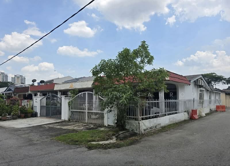 Terraced House for Sale in Seksyen 51a (Petaling Jaya) - Fauzan bin Sahrom - Exterior - PropertyGuru.com.my