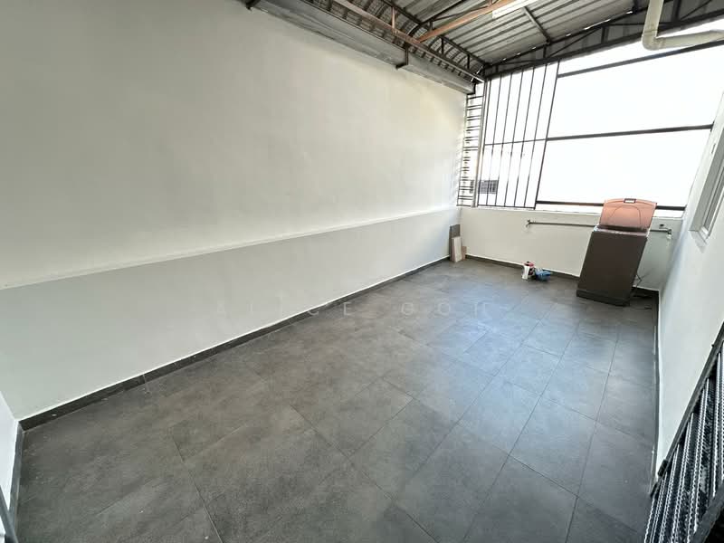 Rumah Teres 2 Tingkat untuk Disewa di Tebrau (Johor) - Alice Goh - Balcony - PropertyGuru.com.my