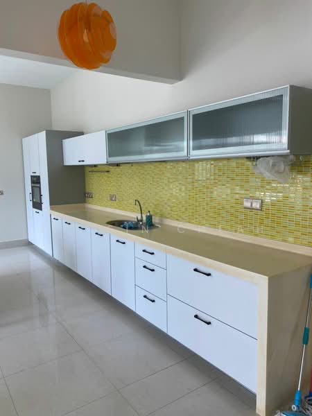 Condominium for Sale at The Cove Condominium - Jit Sin Cheah - Kitchen - PropertyGuru.com.my