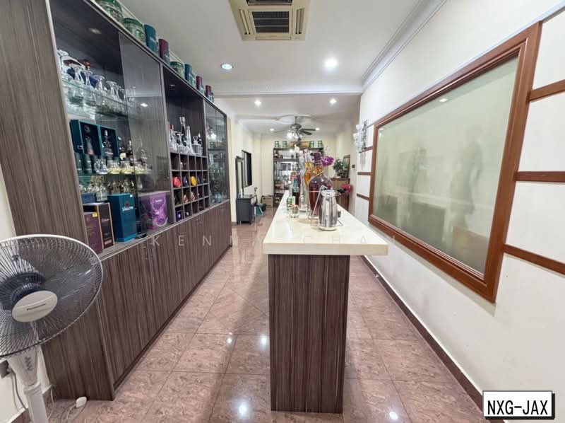 Semi-Detached House for Sale in Kota Kemuning (Shah Alam) - Kenny Chan - PropertyGuru.com.my
