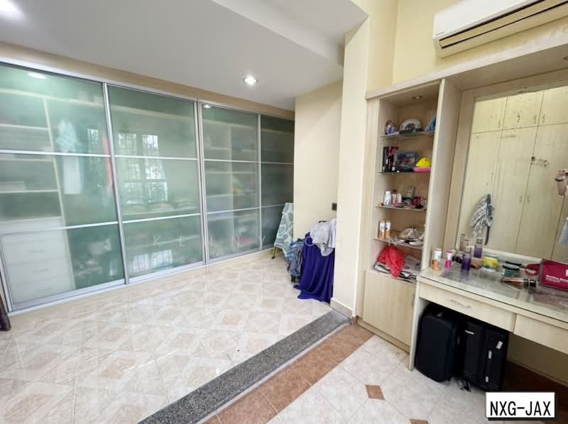 Semi-Detached House for Sale in Kota Kemuning (Shah Alam) - Kenny Chan - PropertyGuru.com.my