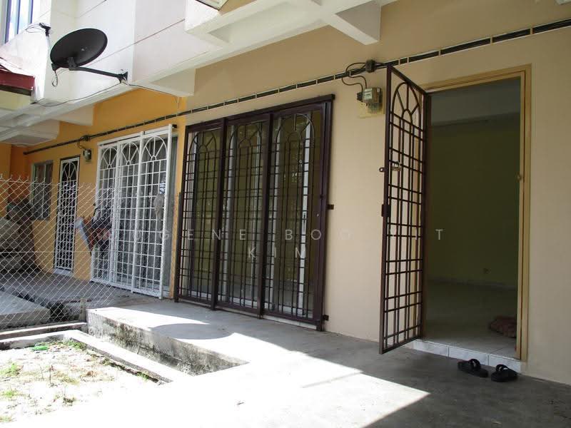 Rumah Teres 2-Tingkat untuk Dijual di Taman Putra Prima (Puchong) - Eugene Boo Yit Kim - Exterior - PropertyGuru.com.my