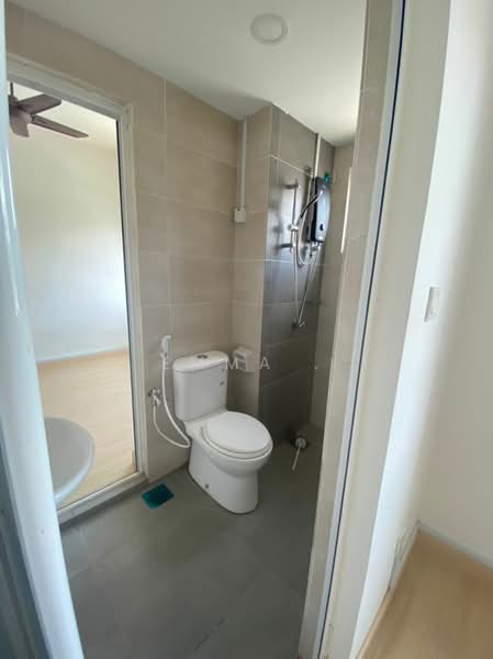 Rumah Teres 2 Tingkat untuk Disewa di Cyberjaya (Selangor) - Emma . - Bathroom - PropertyGuru.com.my