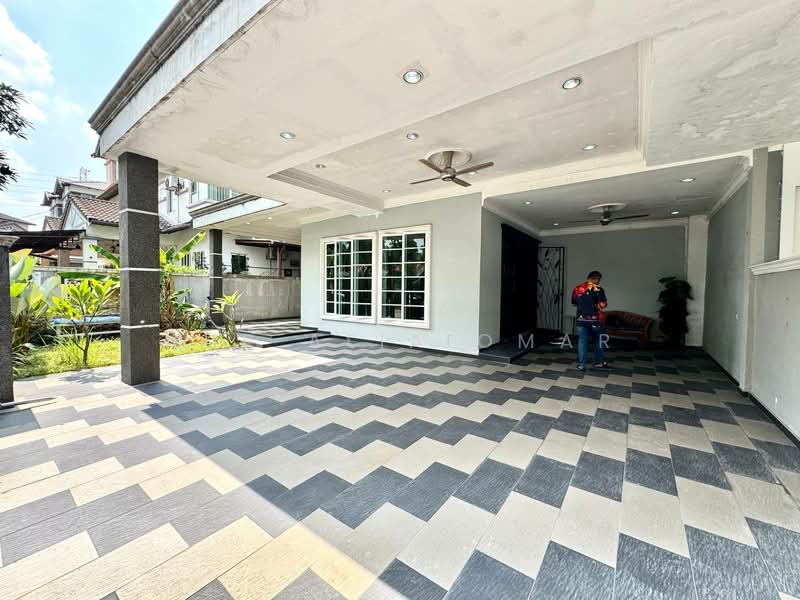 Semi-Detached House for Sale in Seksyen 27 (Shah Alam) - Nur Alia Omar - Exterior - PropertyGuru.com.my