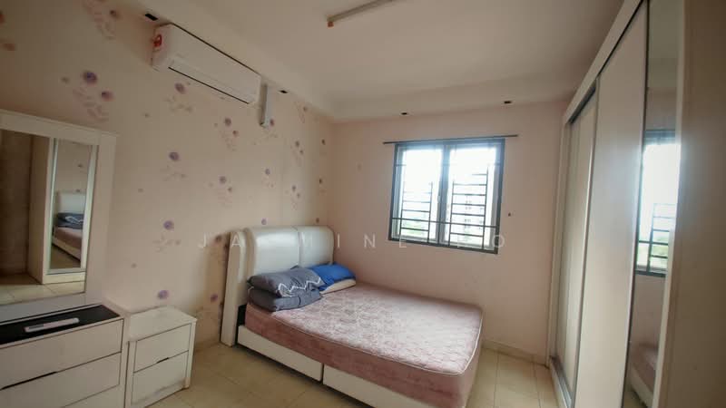 Pangsapuri untuk Disewa di Prima Regency - Jasmine Ho - Bedroom - PropertyGuru.com.my