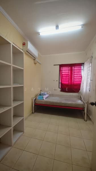Pangsapuri untuk Disewa di Prima Regency - Jasmine Ho - Bedroom - PropertyGuru.com.my
