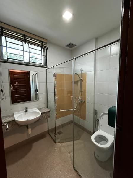 Tanah Komersial untuk Disewa di Johor Bahru (Johor) - Sky Tan - Bathroom - PropertyGuru.com.my