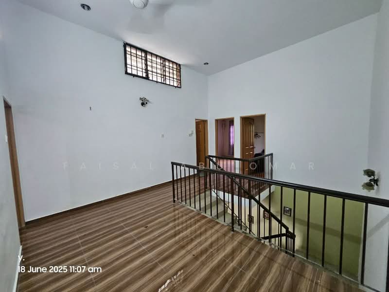 Rumah Teres 2 Tingkat untuk Dijual di Bukit Rahman Putra (Sungai Buloh) - Faisal Abu Omar - Interior - PropertyGuru.com.my