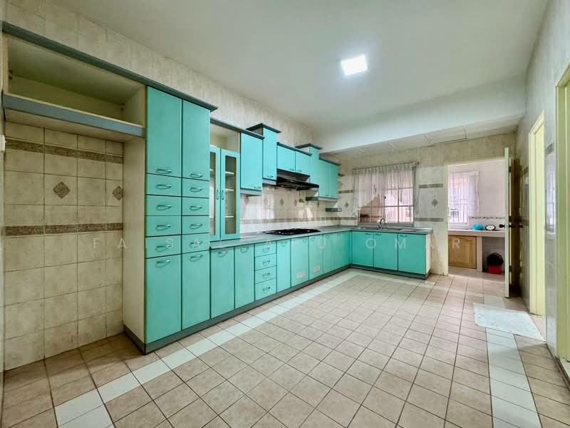 Rumah Teres 2 Tingkat untuk Dijual di Bukit Rahman Putra (Sungai Buloh) - Faisal Abu Omar - Kitchen - PropertyGuru.com.my