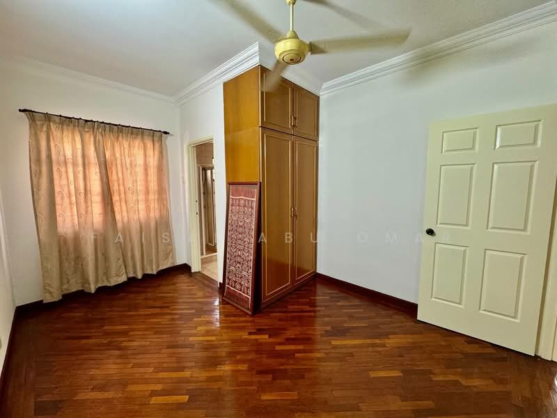 Rumah Teres 2 Tingkat untuk Dijual di Bukit Rahman Putra (Sungai Buloh) - Faisal Abu Omar - Bedroom - PropertyGuru.com.my