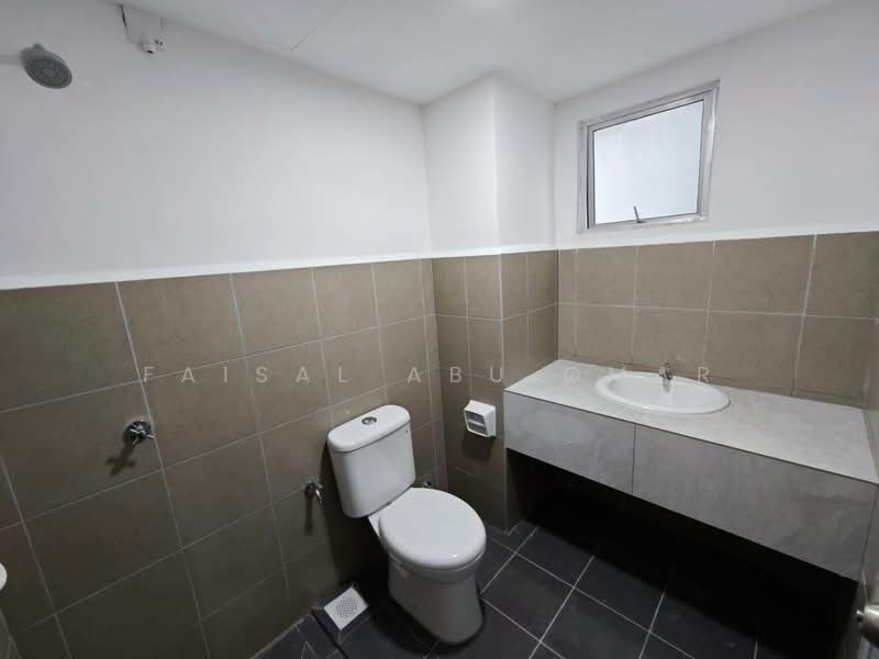 Condominium for Sale at Sri Angsana Hilir - Faisal Abu Omar - Bathroom - PropertyGuru.com.my
