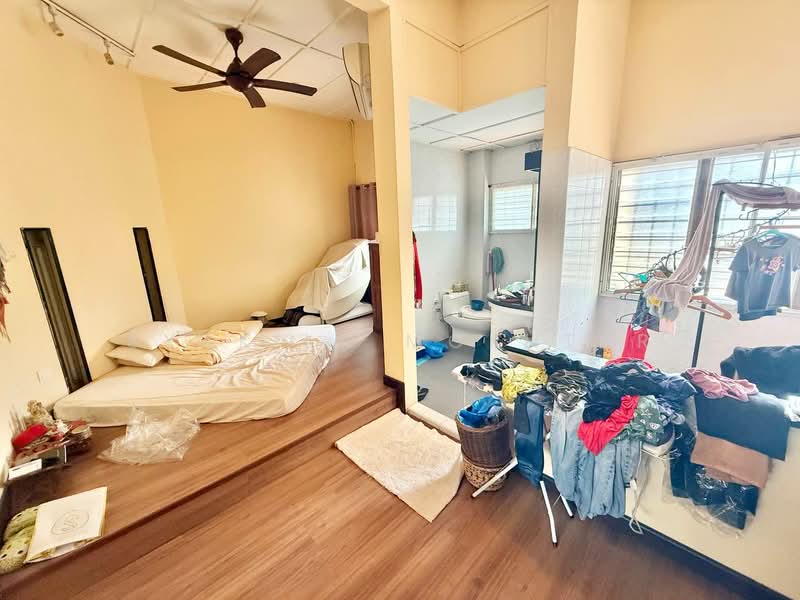 2.5-storey Terraced House for Sale in Ampang Jaya (Ampang) - Syakila Mokhtar - PropertyGuru.com.my