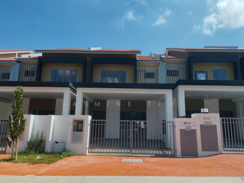 Rumah Teres 2-Tingkat untuk Dijual di Setia Alam (Selangor) - Jasmine Teo - Exterior - PropertyGuru.com.my