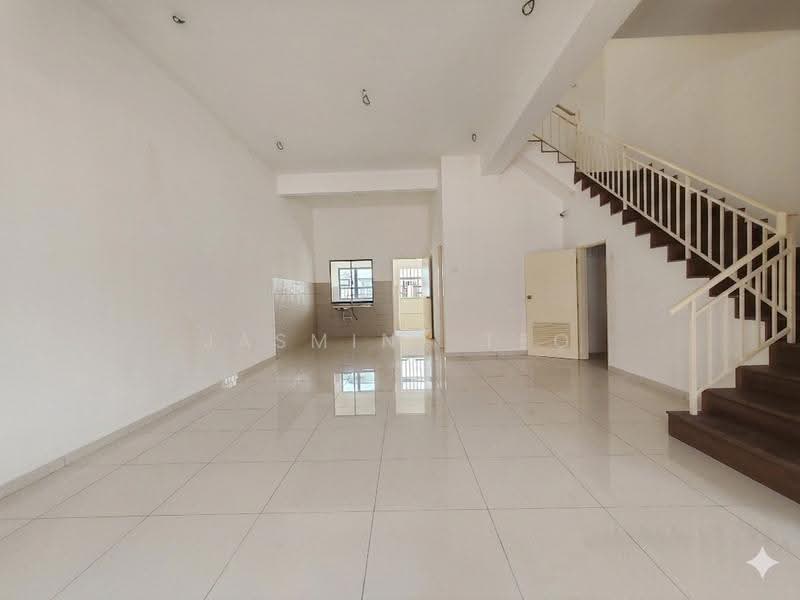 Rumah Teres 2-Tingkat untuk Dijual di Setia Alam (Selangor) - Jasmine Teo - Living Room - PropertyGuru.com.my