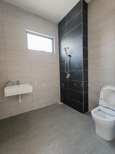 Rumah Teres 2-Tingkat untuk Dijual di Setia Alam (Selangor) - Jasmine Teo - Bathroom - PropertyGuru.com.my