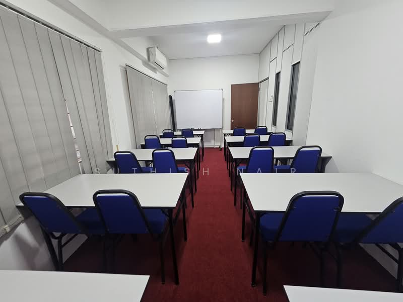 Office for Sale in Pusat Komersial Oakland (Rasah) - Suthish Nair - PropertyGuru.com.my