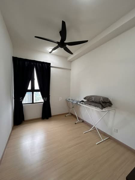 Servis Apartment untuk Disewa di Gravit8, Klang - Siew Poh Tan - Bedroom - PropertyGuru.com.my