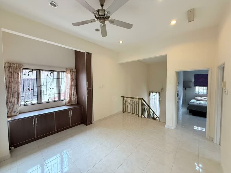 Semi-Detached House for Sale in Seremban (Negeri Sembilan) - Azrul Othman - Living Room - PropertyGuru.com.my