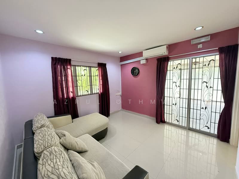 Semi-Detached House for Sale in Seremban (Negeri Sembilan) - Azrul Othman - Living Room - PropertyGuru.com.my