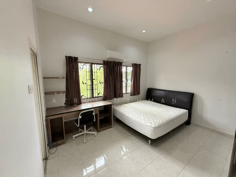 Semi-Detached House for Sale in Seremban (Negeri Sembilan) - Azrul Othman - Bedroom - PropertyGuru.com.my