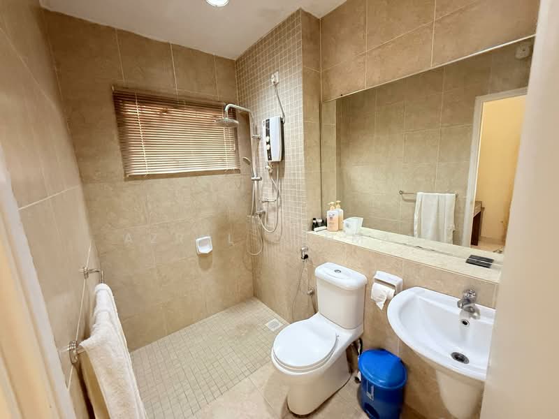 Semi-Detached House for Sale in Seremban (Negeri Sembilan) - Azrul Othman - Bathroom - PropertyGuru.com.my