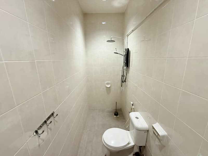 Semi-Detached House for Sale in Seremban (Negeri Sembilan) - Azrul Othman - Bathroom - PropertyGuru.com.my