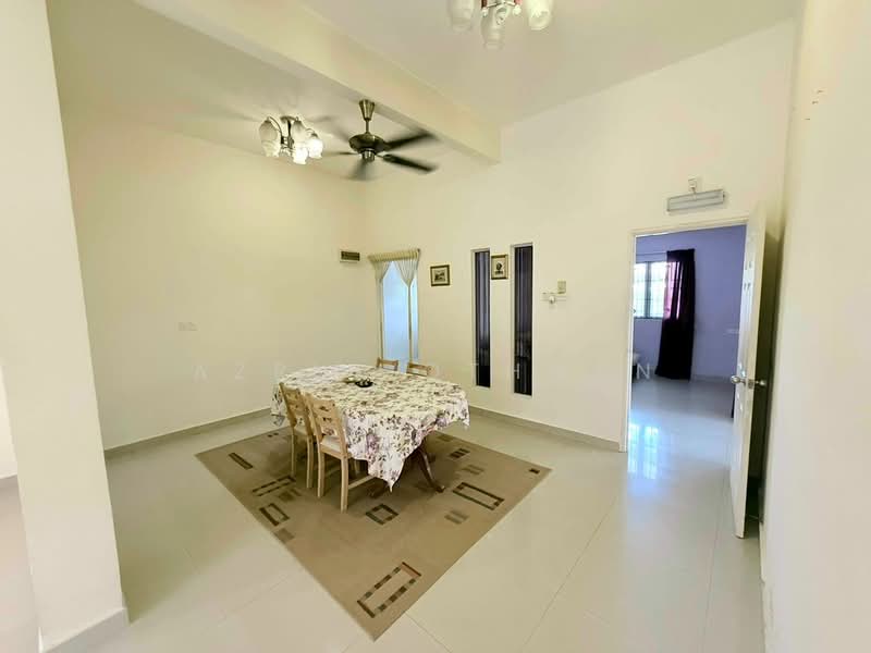 Semi-Detached House for Sale in Seremban (Negeri Sembilan) - Azrul Othman - Dining Room - PropertyGuru.com.my