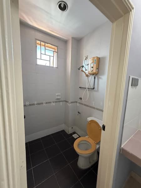 Semi-Detached House for Sale in Taman Impian Emas (Skudai) - Bernice Tee - Bathroom - PropertyGuru.com.my