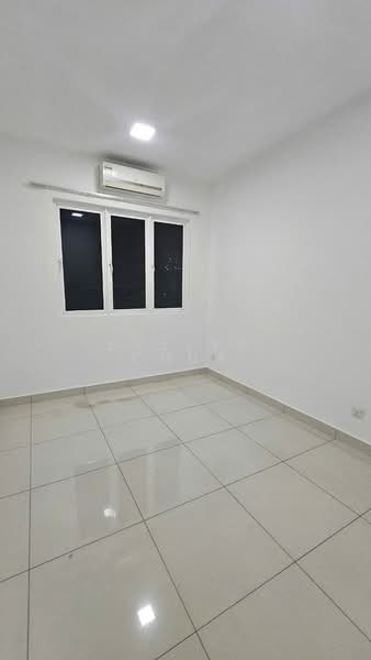 For Rent - The Regina