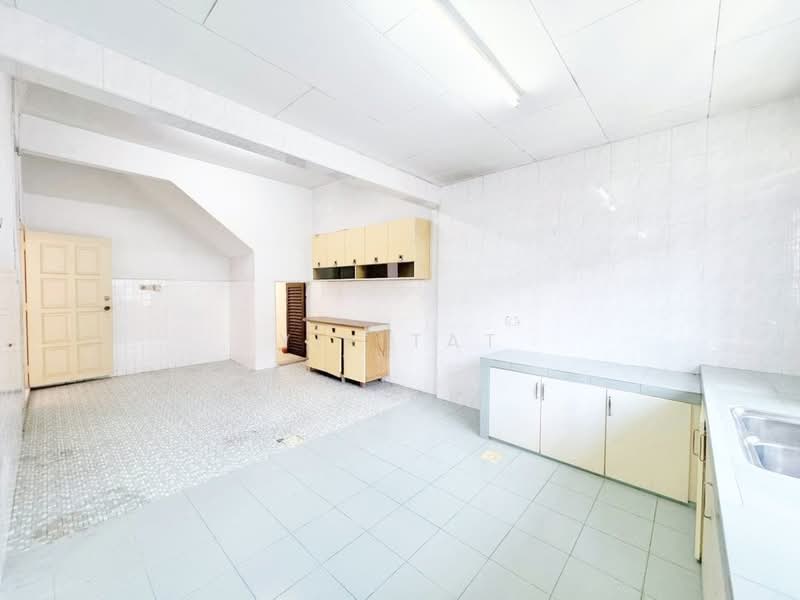 Rumah Teres 2 Tingkat untuk Dijual di Taman Pelangi (Johor Bahru) - Yik Tat - PropertyGuru.com.my