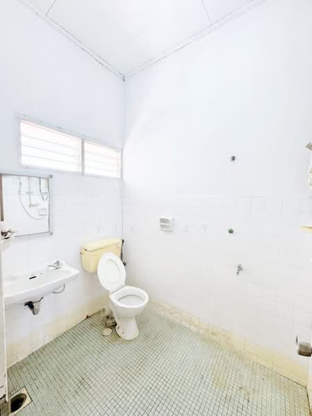 Rumah Teres 2 Tingkat untuk Dijual di Taman Pelangi (Johor Bahru) - Yik Tat - PropertyGuru.com.my