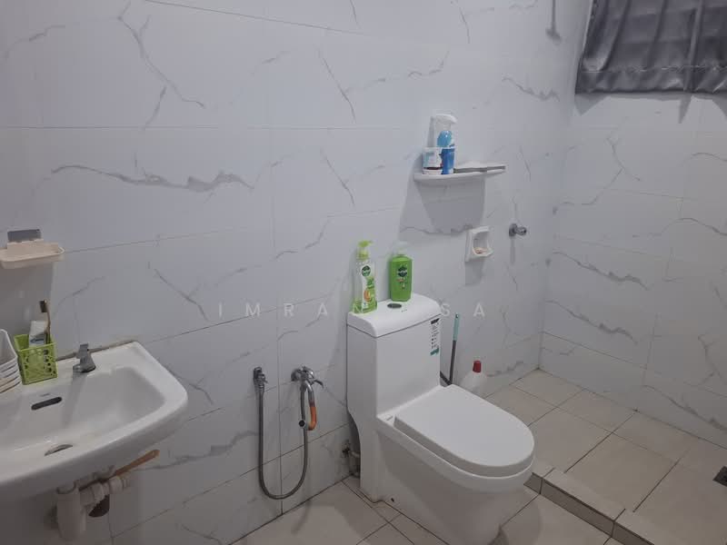 Bungalow for Sale in Nilai (Negeri Sembilan) - Imran Isa - Bathroom - PropertyGuru.com.my