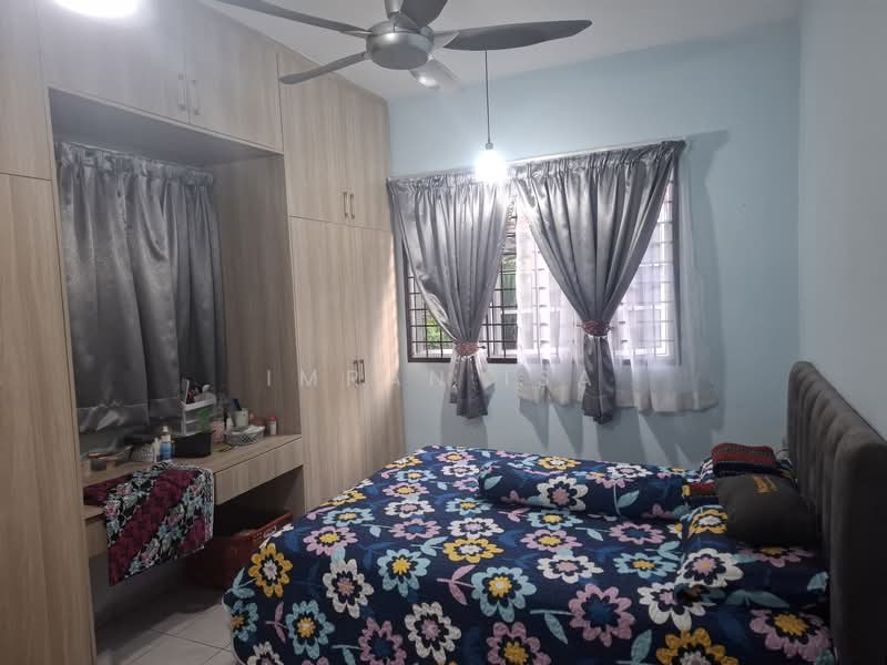 Bungalow for Sale in Nilai (Negeri Sembilan) - Imran Isa - Bedroom - PropertyGuru.com.my