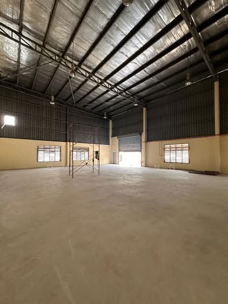Factory for Rent in Taman Kempas Utama (Tebrau) - Queenie Ng - Interior - PropertyGuru.com.my