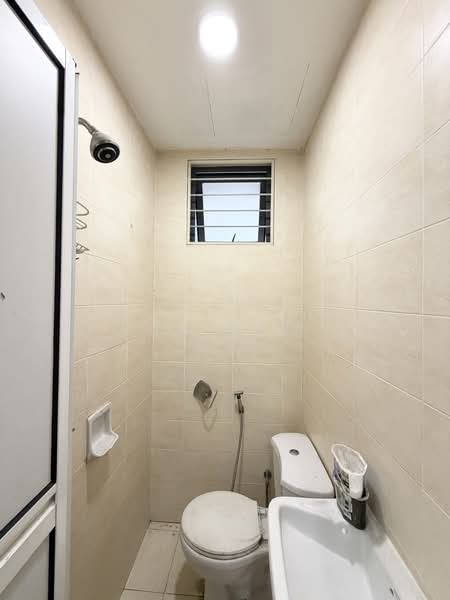 Condominium for Sale at Savanna 2 - CK Yee - Bathroom - PropertyGuru.com.my