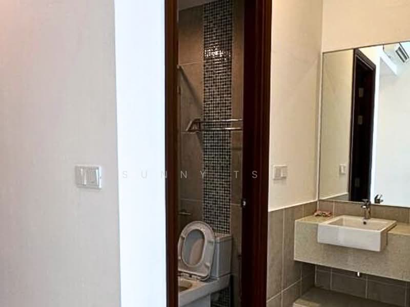 Kondominium untuk Disewa di Queens Residences Q2 @ Queens Waterfront - Sunny Tse - Bathroom - PropertyGuru.com.my