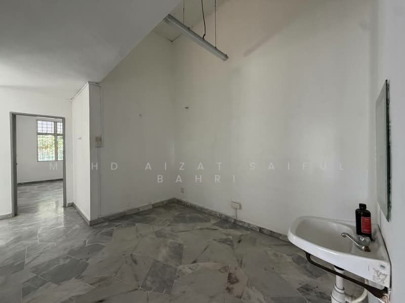 1-storey Terraced House for Sale in Bandar Sri Damansara (Selangor) - Mohd Aizat Saiful Bahri - Interior - PropertyGuru.com.my