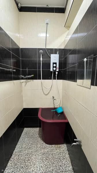 Rumah Teres 1 Tingkat untuk Dijual di Bandar Rinching Seksyen 4 (Semenyih) - Miza Abdullah - Bathroom - PropertyGuru.com.my