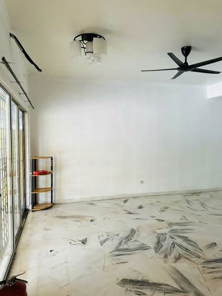 2-storey Terraced House for Sale in Bandar Mahkota Cheras (Cheras) - Bryan Cho - Living Room - PropertyGuru.com.my