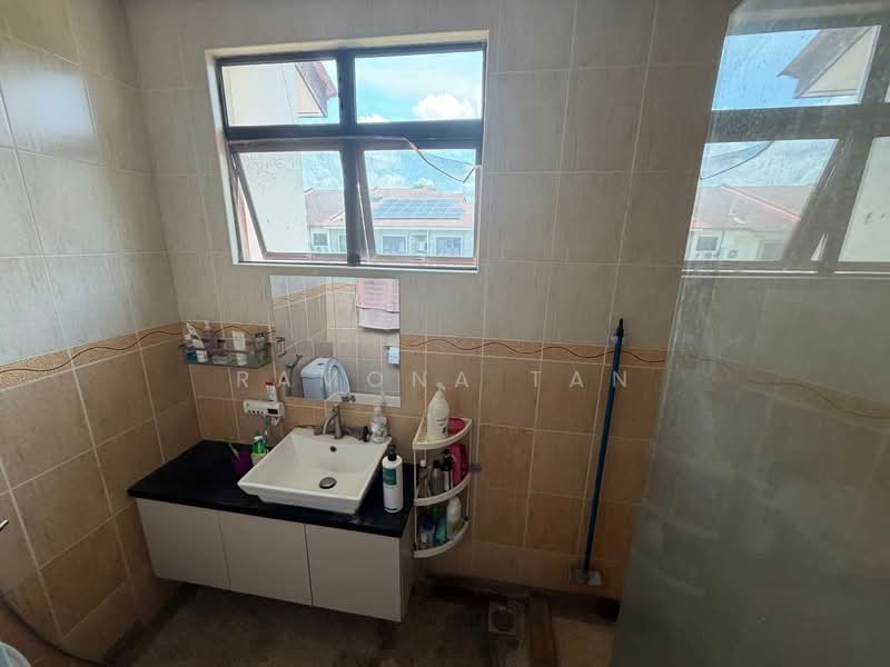 2-storey Terraced House for Sale in Taman Bukit Serindit (Melaka City) - Ramona Tan - Bathroom - PropertyGuru.com.my