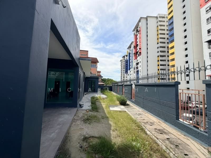 Townhouse for Sale in Kuala Lumpur (Kuala Lumpur) - Michael Chai - PropertyGuru.com.my