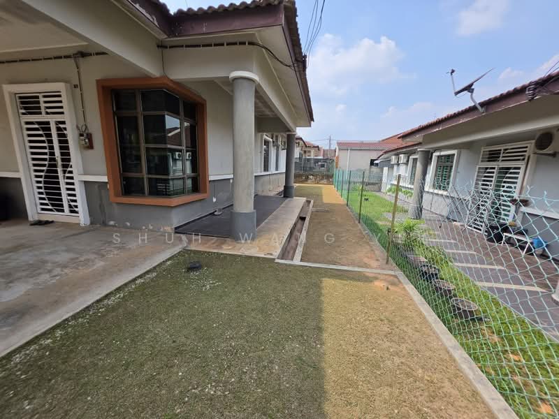 Semi-Detached House for Sale in Taman Saujana Permai (Bukit Katil) - Shuh Wang Yee - Exterior - PropertyGuru.com.my