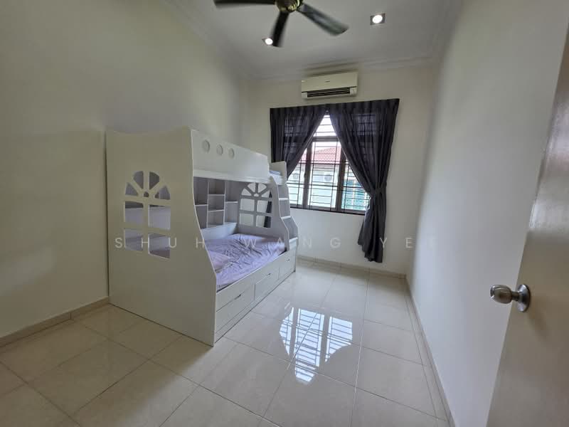 Semi-Detached House for Sale in Taman Saujana Permai (Bukit Katil) - Shuh Wang Yee - Bedroom - PropertyGuru.com.my